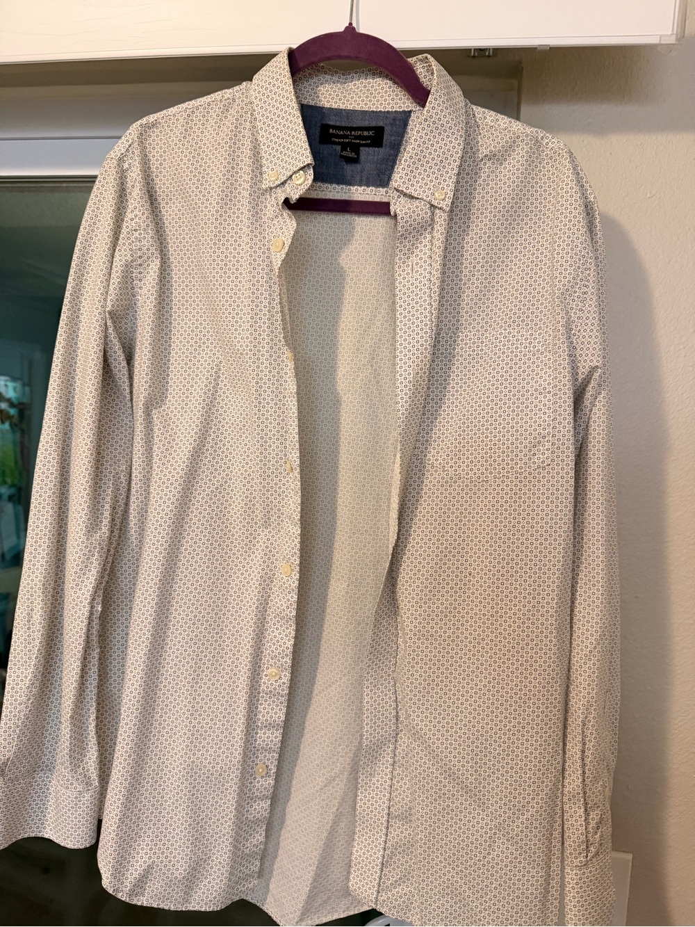 Banana Republic Men’s White Shirt with Tiny Navy Geometric Print